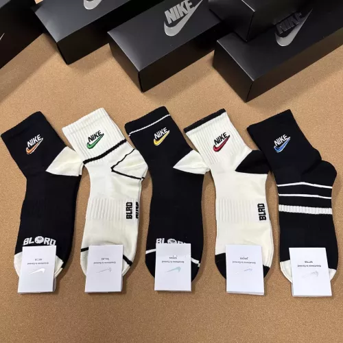 Nike Socks #1332428, $27.00 USD, [ITEM#1332428], Nike Socks