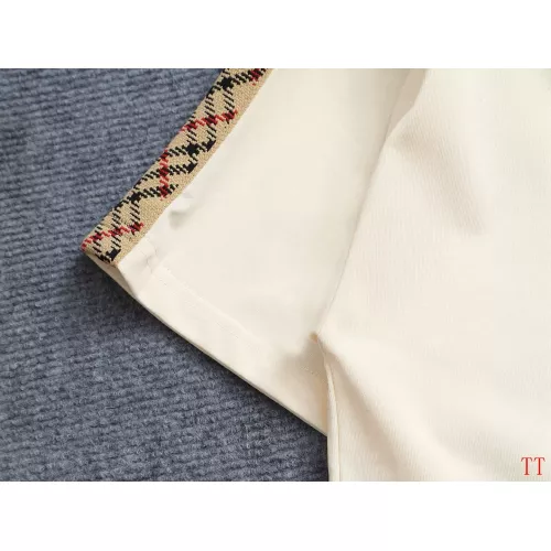Replica Burberry T-Shirts Short Sleeved For Unisex #1335425 $39.00 USD for Wholesale