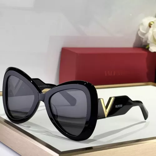 Valentino AAA Quality Sunglasses #1337394