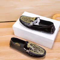 $72.00 USD Versace Leather Shoes For Men #1330826
