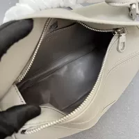 $108.00 USD LOEWE AAA Quality Messenger Bags For Women #1330879