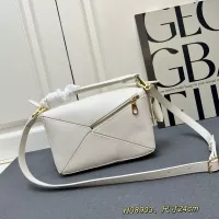 $108.00 USD LOEWE AAA Quality Messenger Bags For Women #1330880