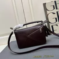 $108.00 USD LOEWE AAA Quality Messenger Bags For Women #1330883