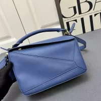 $108.00 USD LOEWE AAA Quality Messenger Bags For Women #1330886