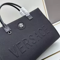 $190.00 USD Versace AAA Quality Handbags For Women #1331328