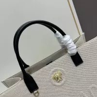 $190.00 USD Versace AAA Quality Handbags For Women #1331332