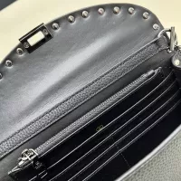 $96.00 USD Valentino AAA Quality Messenger Bags For Women #1331529