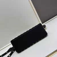 $96.00 USD Valentino AAA Quality Messenger Bags For Women #1331550