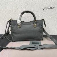 $158.00 USD Balenciaga AAA Quality Handbags For Women #1332313
