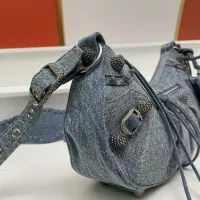 $135.00 USD Balenciaga AAA Quality Messenger Bags For Women #1332382
