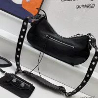 $128.00 USD Balenciaga AAA Quality Messenger Bags For Women #1332388
