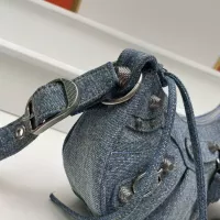 $108.00 USD Balenciaga AAA Quality Messenger Bags For Women #1332389
