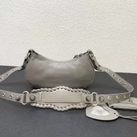 $115.00 USD Balenciaga AAA Quality Messenger Bags For Women #1332403