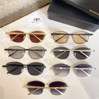 $60.00 USD Balenciaga AAA Quality Sunglasses #1335694