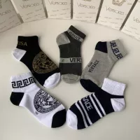 $27.00 USD Versace Socks #1338640