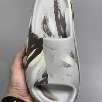 $52.00 USD Adidas Yeezy Slippers For Women #1339304