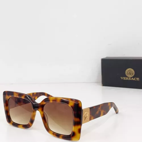 Versace AAA Quality Sunglasses #1352795