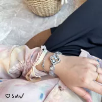 $29.00 USD Van Cleef & Arpels Watches For Women #1342696