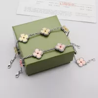 $32.00 USD Van Cleef & Arpels Bracelets For Women #1344268