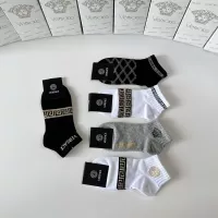$27.00 USD Versace Socks #1345945