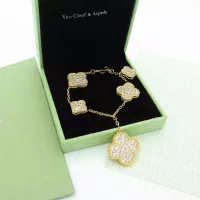 $98.00 USD Van Cleef & Arpels Jewelry Set For Women #1351859