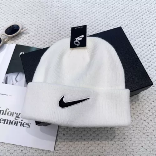 Nike Hats #1352944
