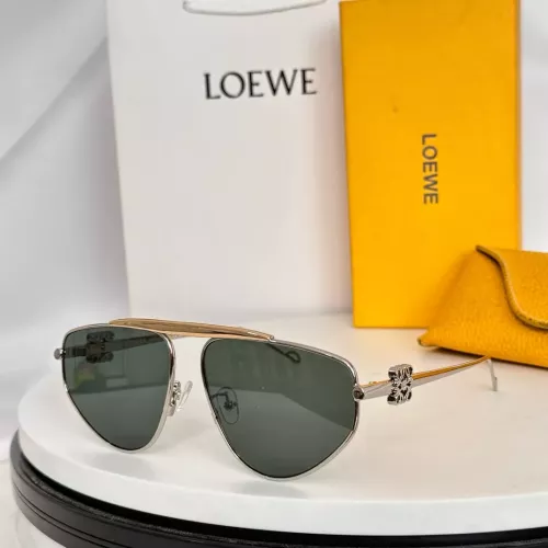 LOEWE AAA Quality Sunglasses #1353172
