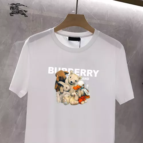 Replica Burberry T-Shirts Short Sleeved For Unisex #1353641 $25.00 USD for Wholesale