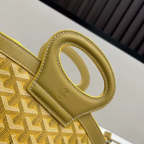 Replica Goyard AAA Quality Messenger Bags For Women #1355342 $76.00 USD for Wholesale