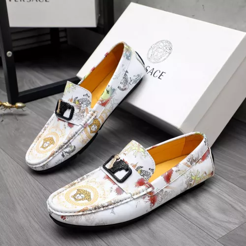 Versace Leather Shoes For Men #1356062