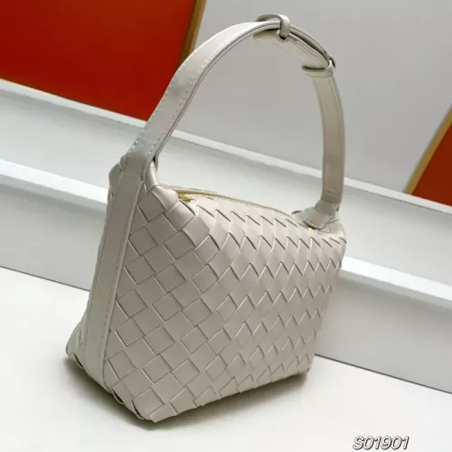 Replica Bottega Veneta BV AAA Quality Handbags For Women #1363494 $96.00 USD for Wholesale