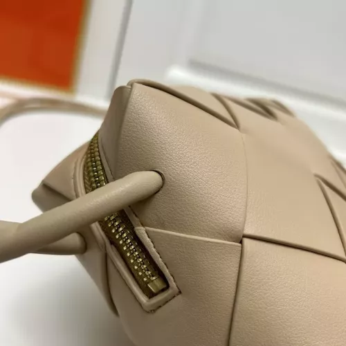 Replica Bottega Veneta BV AAA Quality Messenger Bags For Women #1363643 $96.00 USD for Wholesale