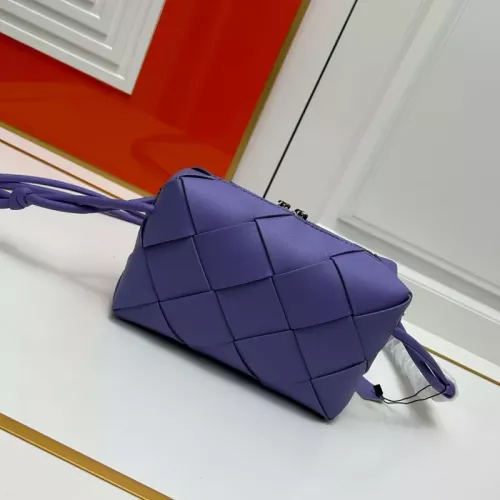 Bottega Veneta BV AAA Quality Messenger Bags For Women #1363646