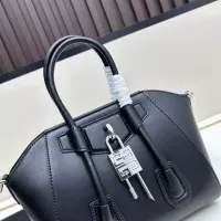 $102.00 USD Givenchy AAA Quality Handbags For Women #1355908