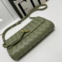 $88.00 USD Bottega Veneta BV AAA Quality Messenger Bags For Women #1363635