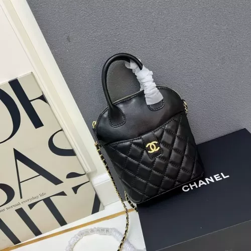 Chanel AAA Quality Handbags For Women #1363890