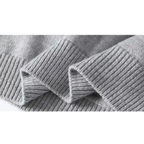 Replica Thom Browne TB Sweaters Long Sleeved For Men #1364563 $48.00 USD for Wholesale