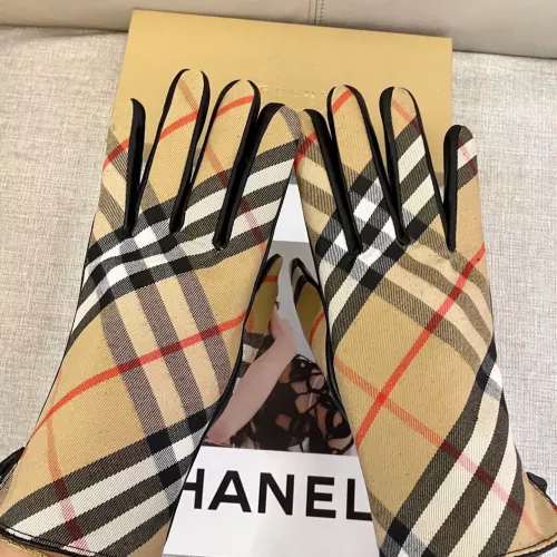 Replica Burberry Gloves #1365842 $48.00 USD for Wholesale