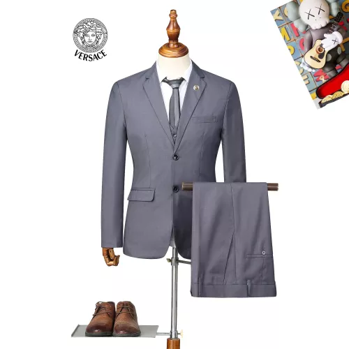 Versace Tracksuits Long Sleeved For Men #1369694