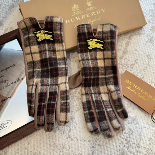 Replica Burberry Gloves #1372604 $34.00 USD for Wholesale