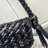 $122.00 USD Bottega Veneta BV AAA Quality Shoulder Bags For Women #1363964