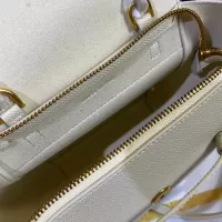 $115.00 USD Celine AAA Quality Handbags For Women #1363986