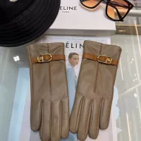 $48.00 USD Celine Gloves For Women #1365800