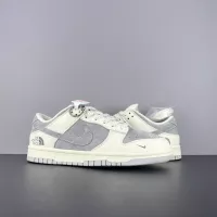 $92.00 USD Nike SB Dunk-Low For Women #1367983