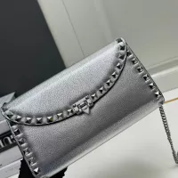 $88.00 USD Valentino AAA Quality Messenger Bags For Women #1372411
