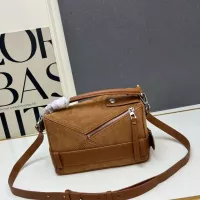 $102.00 USD LOEWE AAA Quality Messenger Bags For Women #1372501