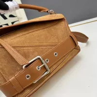 $102.00 USD LOEWE AAA Quality Messenger Bags For Women #1372501