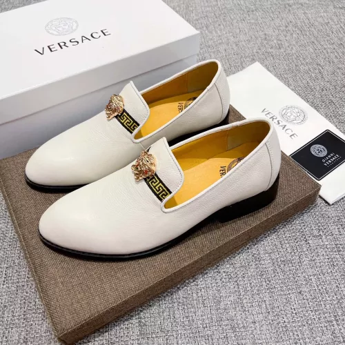 Versace Leather Shoes For Men #1373553