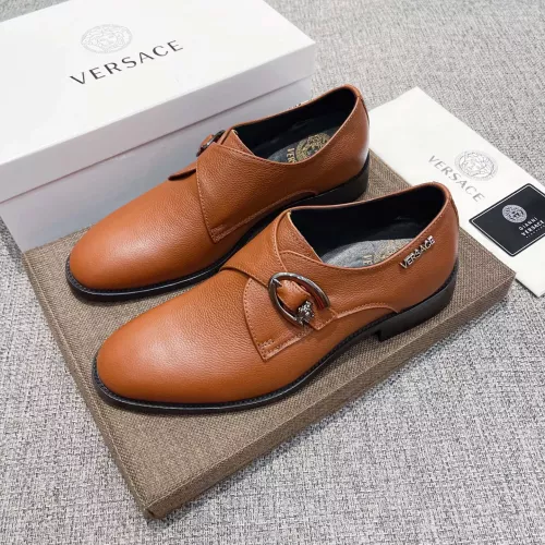 Versace Leather Shoes For Men #1373557