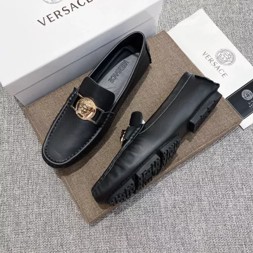 Versace Leather Shoes For Men #1373573